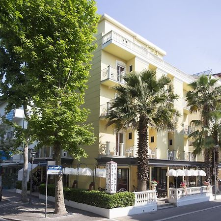 Hotel La Nidiola Ριτσόνε Εξωτερικό φωτογραφία